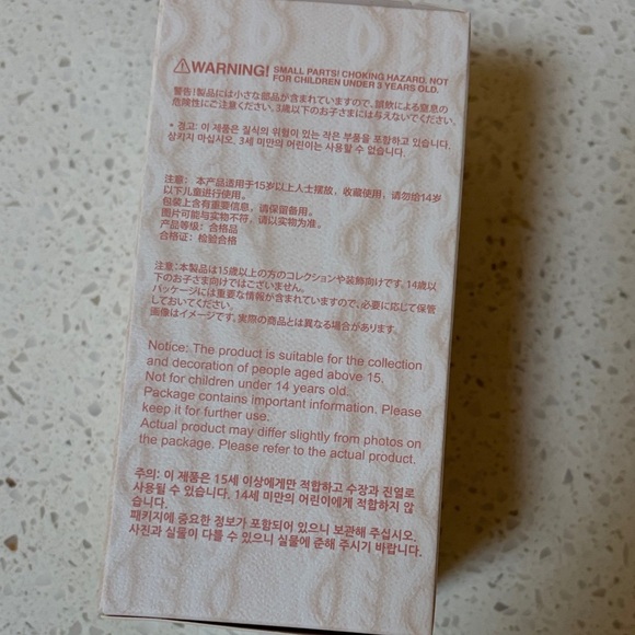 Pop Mart Baby Molly Pocket Friends Figure NEW BLIND BOX - Picture 4 of 6